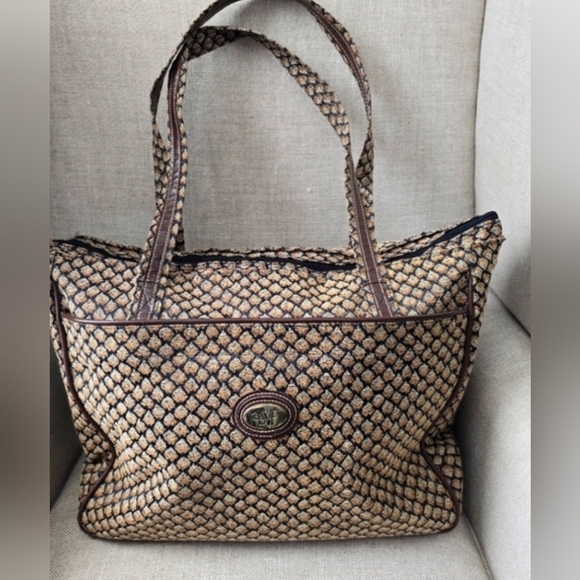 Diane Von Furstenberg Handbags - Vintage Diane Von Furstenberg Tapesry Wekender Tote Bag